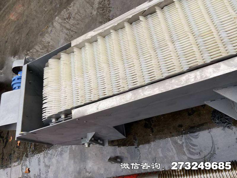 回轉(zhuǎn)耙齒式清污機